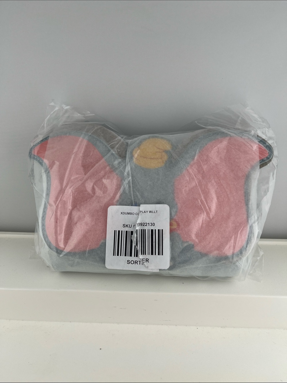 Loungefly Dumbo Zip-Around Wallet Brand New in Packaging - Picture 4 of 5
